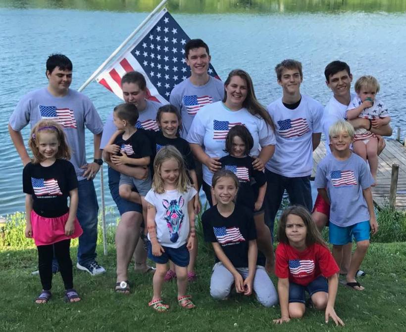 19731996_1576026045763823_8082064436020169638_n